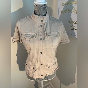 Gorgeous high neck jacket